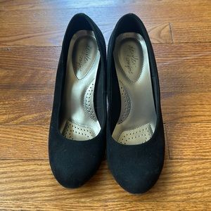 Women’s wedge shoe